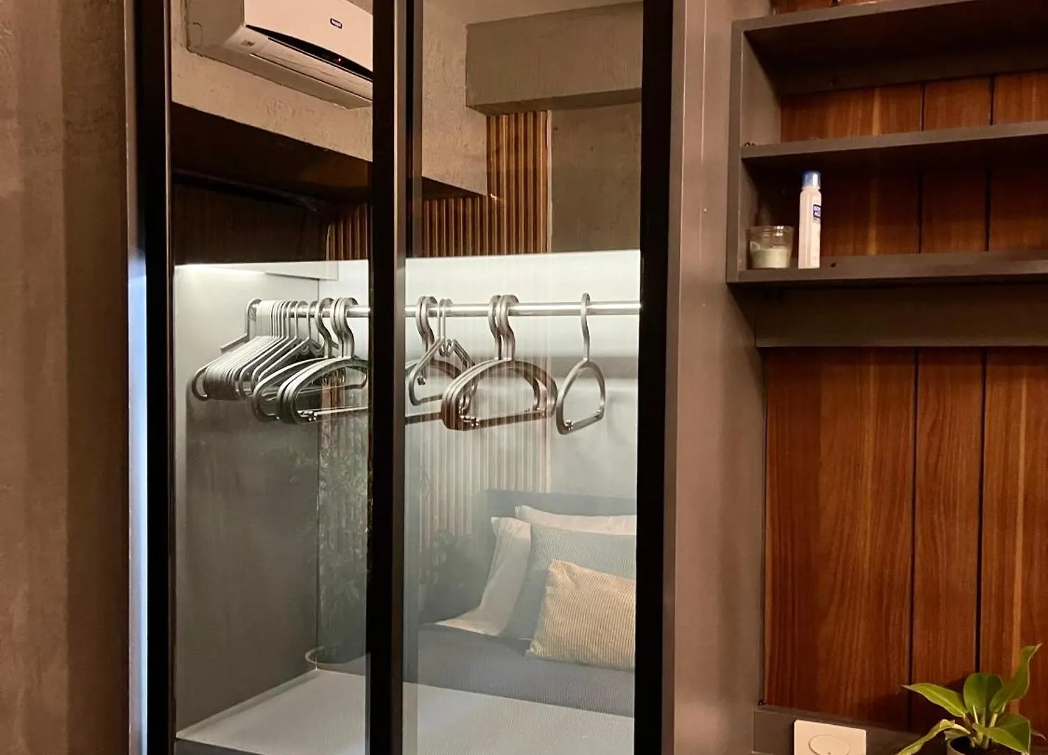 Luxurious 500Mbps 1Br In Makati Apartment Manila